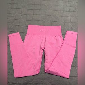 NVGTN Vibrant Pink Kids Leggings